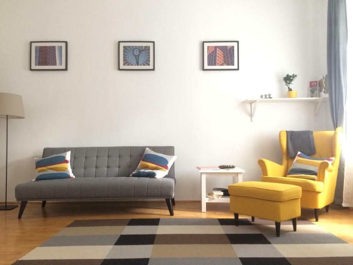 Enjoy Apartman Шопрон Екстер'єр фото