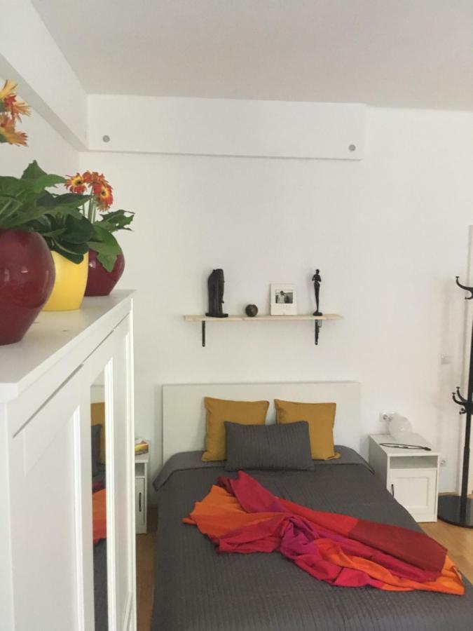Enjoy Apartman Шопрон Екстер'єр фото